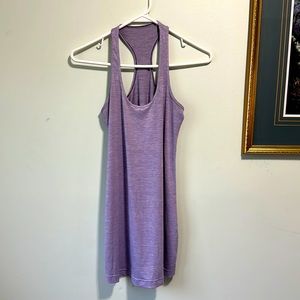 Lululemon tank size medium